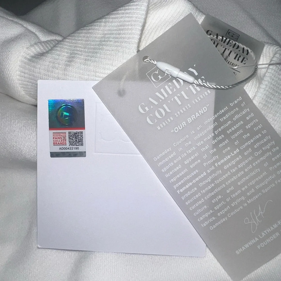 Classic White Turtleneck Sweater with Maroon Logo - Picture 7 of 16